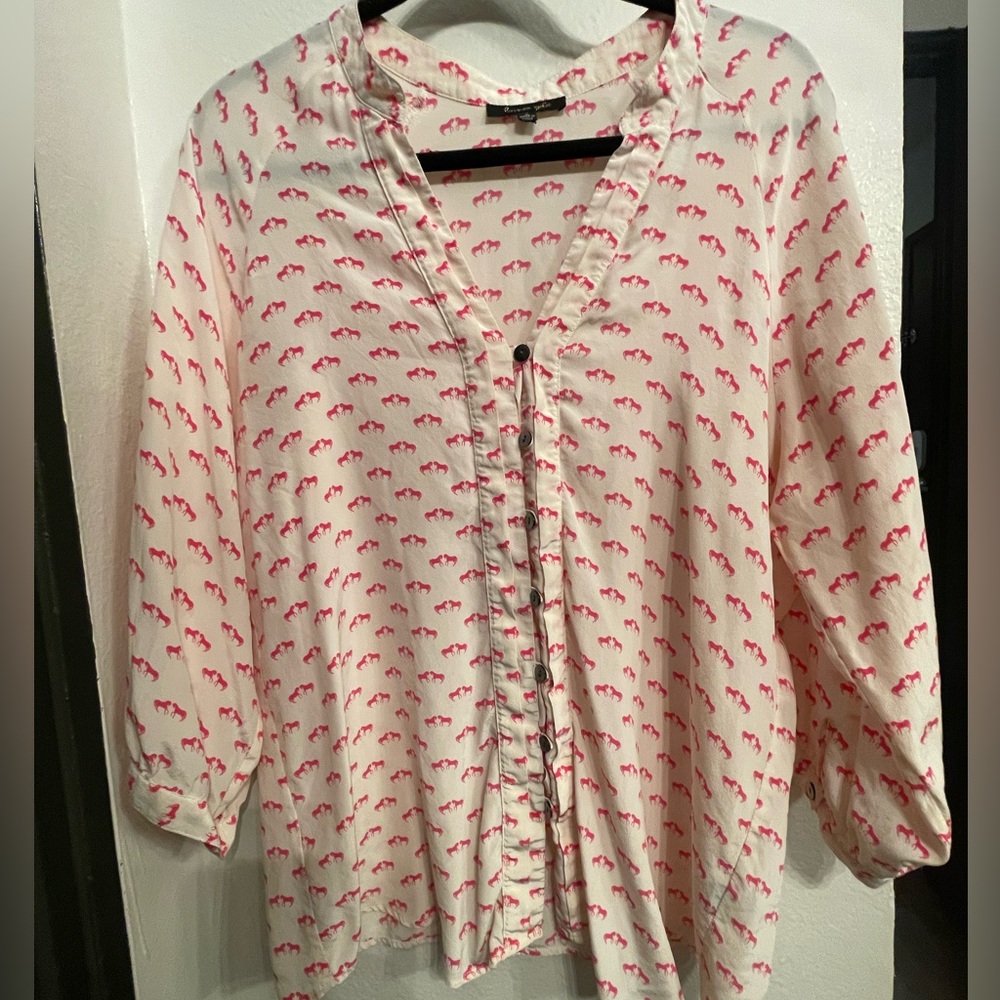 Silk Lauren Gold horses blouse in white with pink